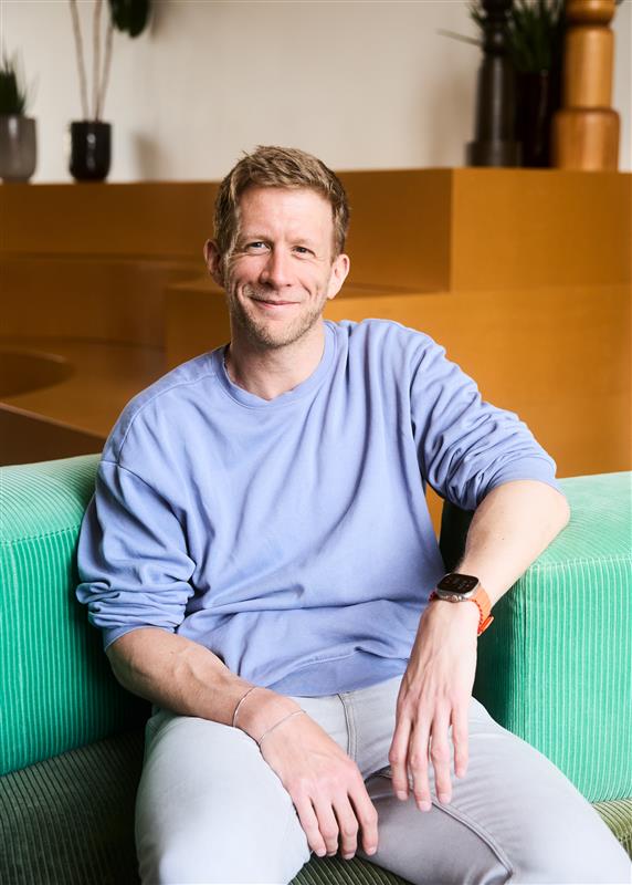Portrait of Tim Scharner
